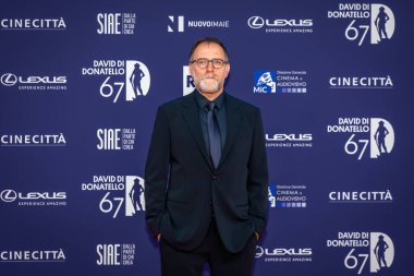 Roma, İtalya - 3 Mayıs 2022: Valerio Mastandrea, Roma 'da düzenlenen David di Donatello ödül törenine katıldı..