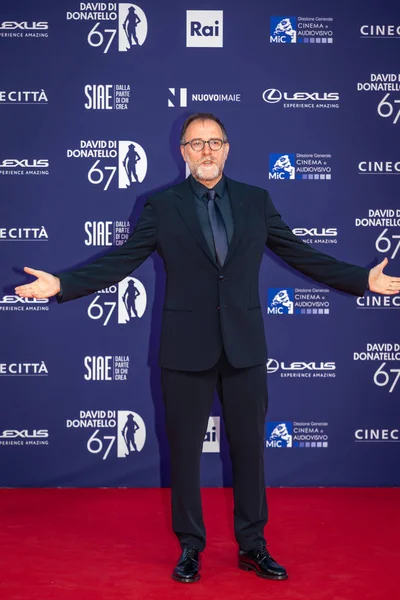 Roma, İtalya - 3 Mayıs 2022: Valerio Mastandrea, Roma 'da düzenlenen David di Donatello ödül törenine katıldı..