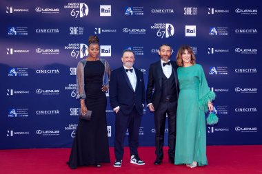 Roma, İtalya - 3 Mayıs 2022: Marco ve Antonio Manetti, Roma 'da düzenlenen David di Donatello ödül törenine katıldılar..