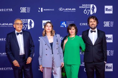 Roma, İtalya - 3 Mayıs 2022: Roma 'da düzenlenen David di Donatello ödül törenine konuklar katıldı.