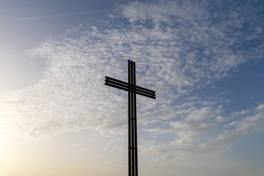 Tuscolo Dağı 'nın tepesinde, Roma' nın Alban Tepeleri 'nde, İtalya' da volkanik bir dağ var..