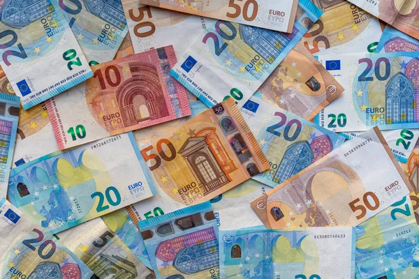 Pile Billets Sur Table Coupures Vingt Euros Cinquante Euros Dix — Photo