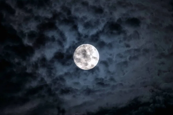 Full Moon Night Illuminated Face Moon Wrapped Cloud Cover Covers — 스톡 사진