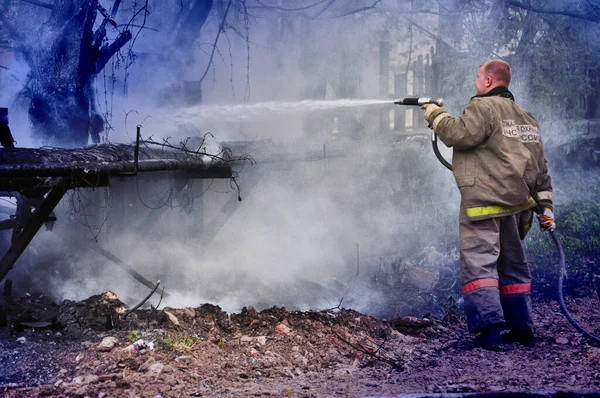 Барнаул Росія Травня 2019 Пожежники Написом Спині Російському Протипожежному Захисті — стокове фото