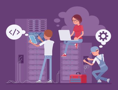 Veri merkezi sunucu destek ekibi, sistem yöneticileri iş başında