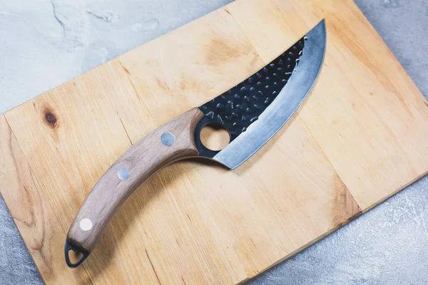 Velký Kuchyňský Nůž Dřevěnou Rukojetí — Stock fotografie
