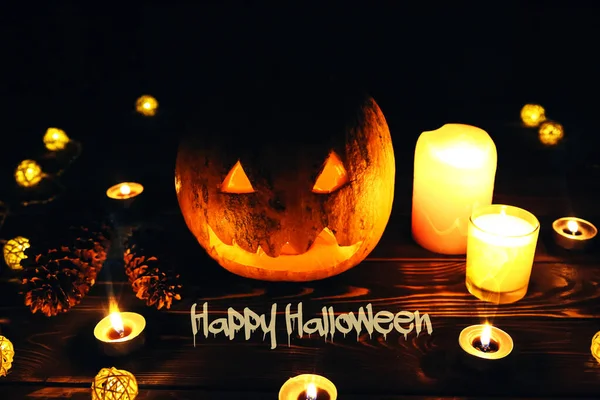 Calabaza Halloween Oscuridad Luces Lámparas Velas Vacaciones Místicas Otoño Detalles —  Fotos de Stock