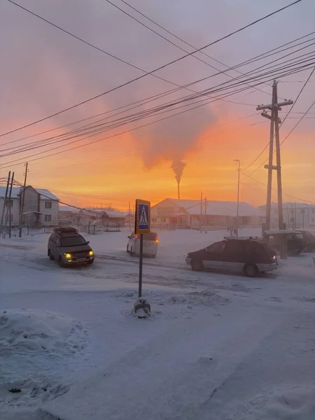 Pôr Sol Numa Aldeia Yakutia Processado Com Vsco Com Ss1 — Fotografia de Stock