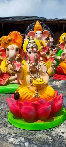 Krásný Lord Ganesha Připravil Jílovité Bahno Zcela Ruční Práce — Stock fotografie