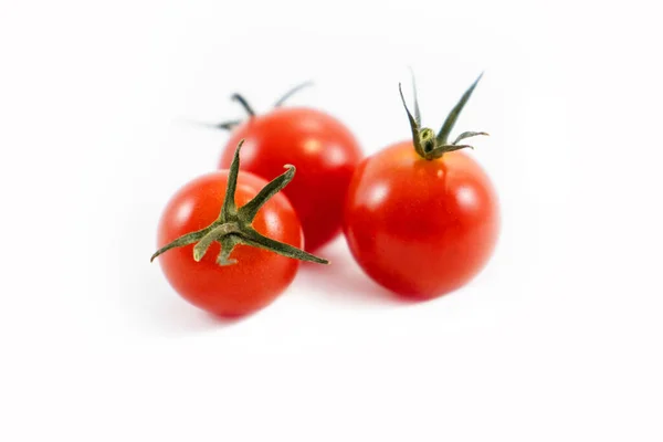 Foto Von Drei Tomaten Auf Weißem Hintergrund — Stockfoto