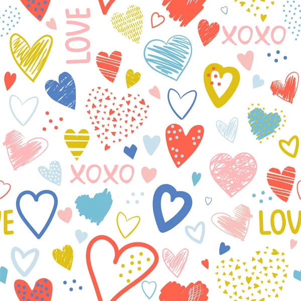 Nahtloses Muster mit handgezeichneten Kritzelherzen und Text - Liebe, Xoxo. Kreative Textur der Liebe. Vektor — Stockvektor