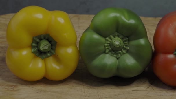 Three Sweet Peppers Three Colorful Bell Peppers Red Yellow Green — Vídeo de Stock