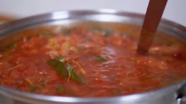Rich, Kalın, Red Borscht from Meat, Home Kitchen 'da pancar