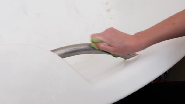 Woman Washes, Cleans, Rubs the Dirty Bathroom with a Sponge with Soap and Foam — Stock Video