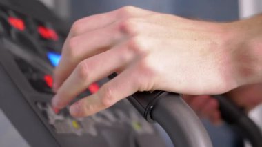 Evde Eliptik Eğitimdeki Atletizm Eğitimleri, Kalp Atışı İzleniyor