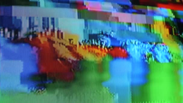 Videosignaal Schade, Glitch, Fout, Kleurgeluiden, Pixels op een oud tv-scherm. 4K — Stockvideo