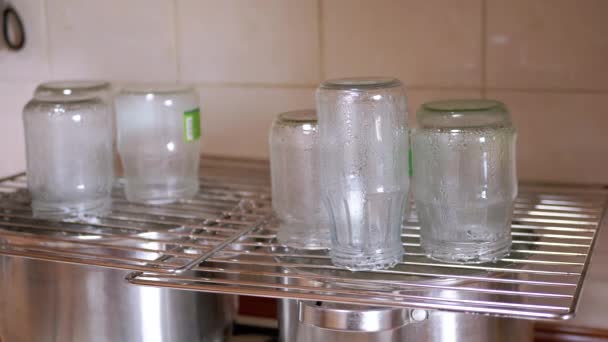 Sterilization Glass Jars Hot Steam Metal Grate Home Kitchen Drops — ストック動画