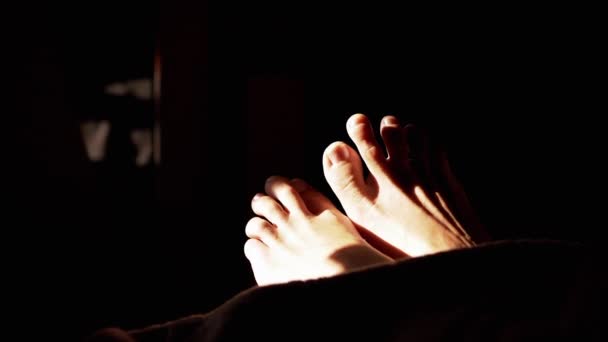 Female Feet Move Blanket Bed Morning Dawn Rays Sunlight Girl — Video Stock