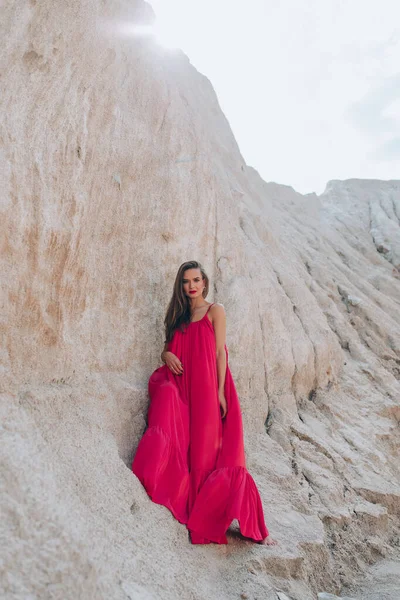 Beautiful Young Woman Red Dress Posing Outdoors — 图库照片