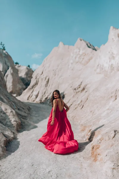 Beautiful Young Woman Red Dress Posing Outdoors — стоковое фото