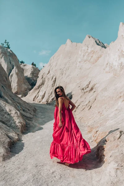 Beautiful Young Woman Red Dress Posing Outdoors — 图库照片