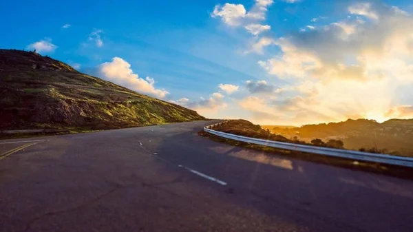 Dolambaçlı yol seyahati, gün doğumu doğa, dolambaçlı yol, yol, seyahat, gün doğumu, manzara, doğa, eğri, yolculuk, yol kenarı, manzara, dolambaçlı yol.