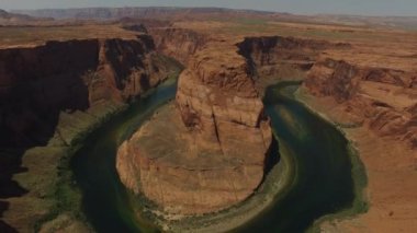 Grand Canyon Horseshoe Bend ve Colorado River Arizona 'nın hava manzarası, ABD