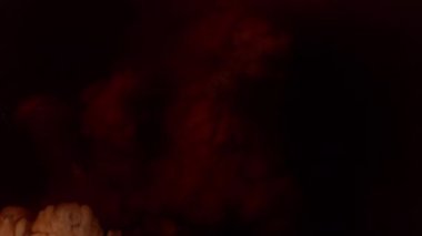 Kahve kremalı kahve, Fantom Flex 4K ile saniyede 1000 kare hızla çekiliyor.