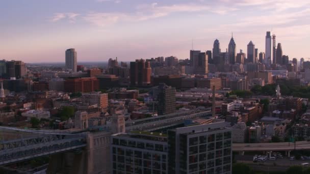 Philadelphia Pennsylvania 2017 Dolaylarında Philadelphia Ben Franklin Köprüsü Nün Havadan — Stok video