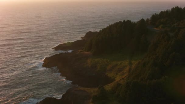 Oregon Coast Cirka 2017 Flygfoto Rocky Oregon Coast Vid Solnedgången — Stockvideo