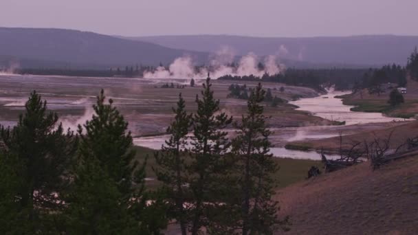 Υδρολογική Λεκάνη Geyser Ηλιοβασίλεμα Εθνικό Πάρκο Yellowstone — Αρχείο Βίντεο