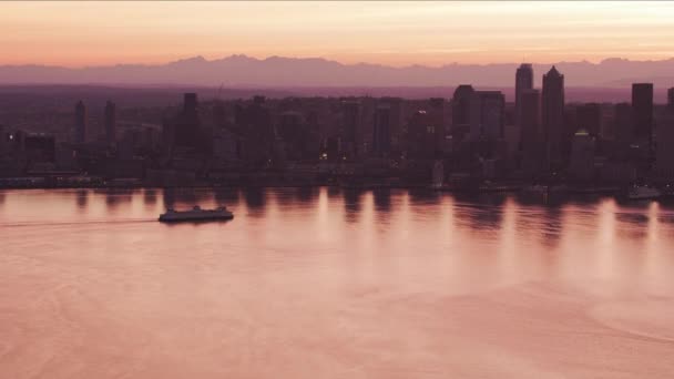 Seattle Washington 2017 Luftaufnahme Einer Fähre Die Sich Bei Sonnenaufgang — Stockvideo