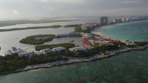 Cancun Meksika Adanın Yukarısından Görüntüler — Stok video