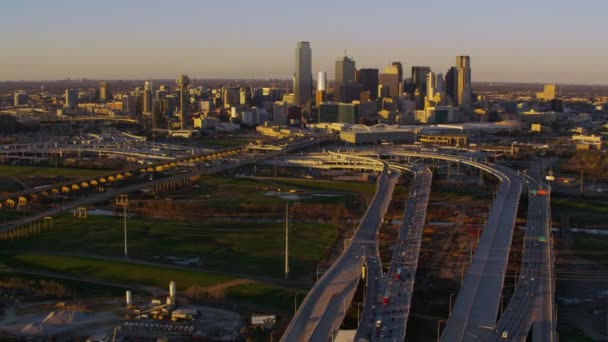 Даллас Техас Близько 2017 Повітряний Вид Автостраду Веде Даллас Техас — стокове відео