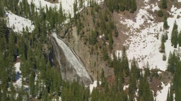 Luchtopnames Van Besneeuwd Hoogland Landschap Yellowstone Park Verenigde Staten — Stockvideo