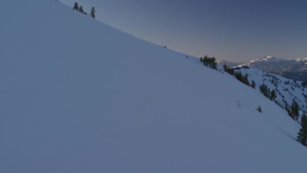 Съёмки Воздуха Снежного Горного Ландшафта Йеллоустон Парк Сша — стоковое видео
