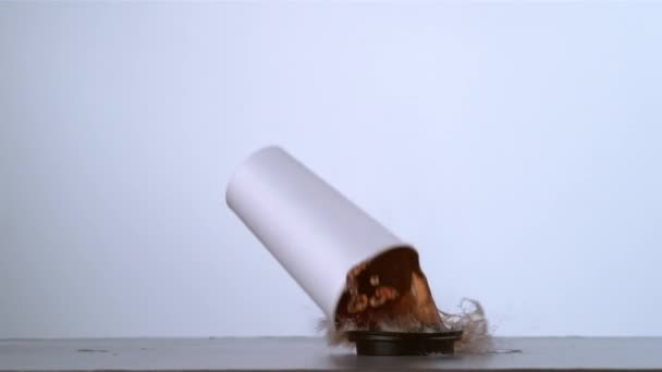 Strzał Zwolnionym Tempie Rozlewu Kawy Ujęcie Kamery Phantom Flex — Wideo stockowe