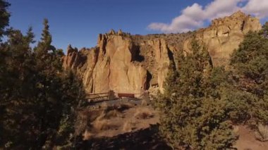 Smith Kayası, Oregon 'un havadan görünüşü