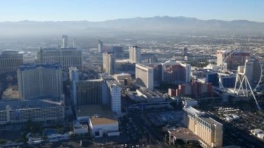 Las Vegas, Nevada, ABD - 26 Kasım 2014: Las Vegas Strip 'in gündüz hava görüntüsü
