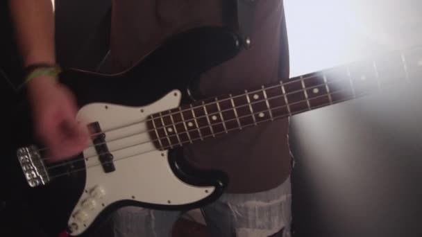 重金属摇滚乐队中的吉他 — 图库视频影像