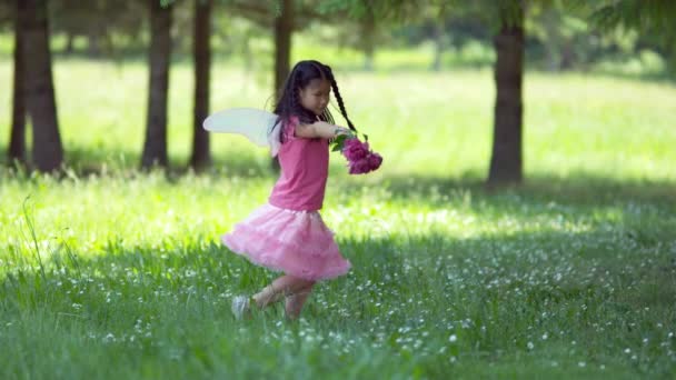 Girl Fairy Princess Costume Spinning Flowers Shot Phantom Flex — Stock Video