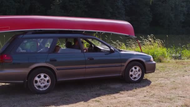 Oregon Usa Augusti 2014 Familjeparkeringar Bil Campingplatsen Modeller Helt Släppt — Stockvideo