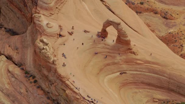 Flygfoto Delicate Arch Arches National Park Utah — Stockvideo