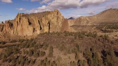 Smith Kayası, Oregon 'un havadan görünüşü