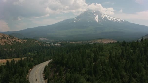 California Circa 2017 Aerial Shot Autopista Shasta Tiro Con Cineflex — Vídeo de stock