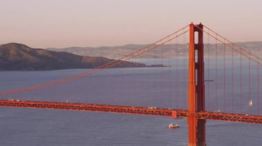San Francisco, California - 2017 dolaylarında Golden Gate köprüsünün havadan görünüşü