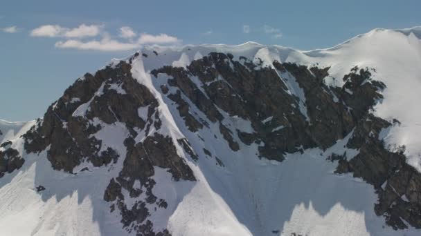 공중에서 눈덮인 고지대 옐로스톤 — 비디오