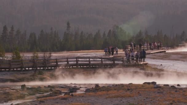 Parque Nacional Yellowstone Circa 2018 Cuenca Del Géiser Atardecer Parque — Vídeos de Stock