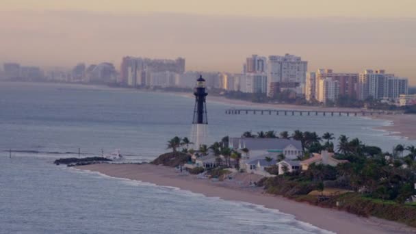 Flygfoto Över Hillsboro Fyr Och Miami Beach Florida — Stockvideo
