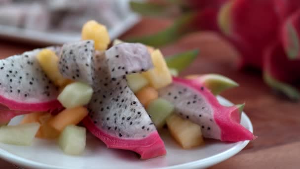 Dragonfruit Salade Slow Motion Opgenomen Phantom Flex — Stockvideo